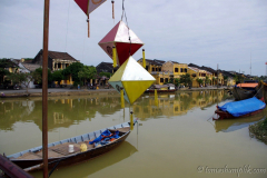 hue-and-hoi-an-and-nha-trang-vietnam-1091991