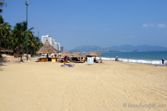 hue-and-hoi-an-and-nha-trang-vietnam-1091997